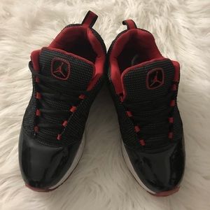 Team Jordan’s.  Size 5.5